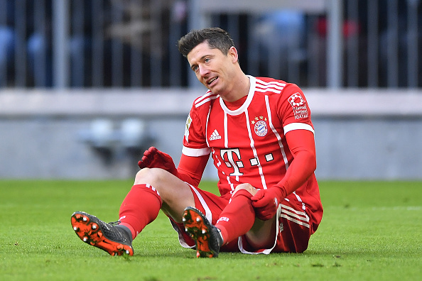 Vô duyên trước khung thành, Bayern ngậm ngùi chia điểm trên sân nhà