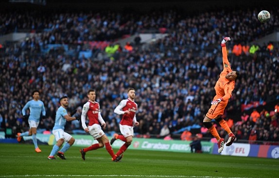 Ảnh bài viết Arsenal sụp đổ sau pha lốp bóng điệu nghệ của Sergio Aguero