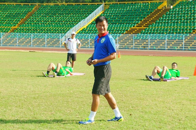 Ảnh bài viết Căng cho HLV Hồng Vinh