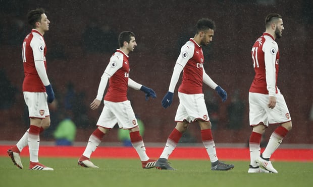 Ảnh bài viết Arsenal hỗn loạn: Cầu thủ 'đoàn kết' đuổi Wenger