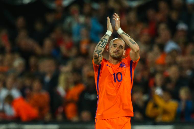 CHÍNH THỨC: Sneijder chia tay ĐTQG Hà Lan