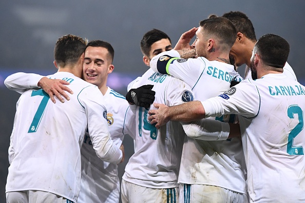 Ronaldo lại ghi bàn, PSG chết lặng tại Parc de Princes