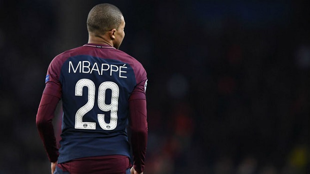 UEFA chuẩn bị lên tiếng, PSG nguy cơ 'mất cả chì lẫn chài'