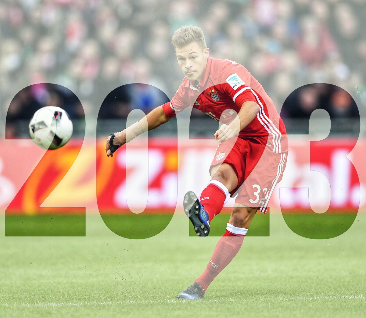 Ảnh bài viết Truyền nhân Lahm trong ngày được Bayern "trói chân"