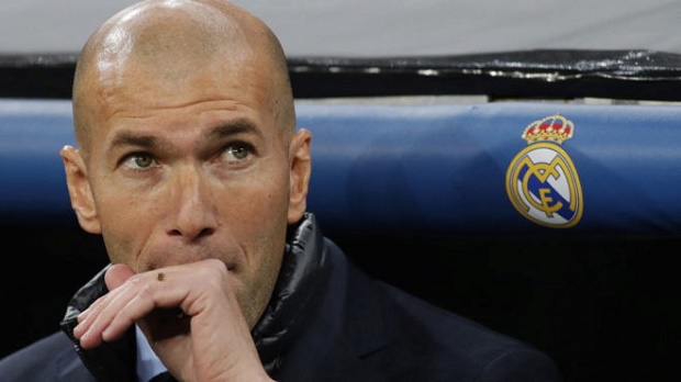 Ảnh bài viết Zidane: Người hiểu bóng đá sẽ không chỉ trích Benzema