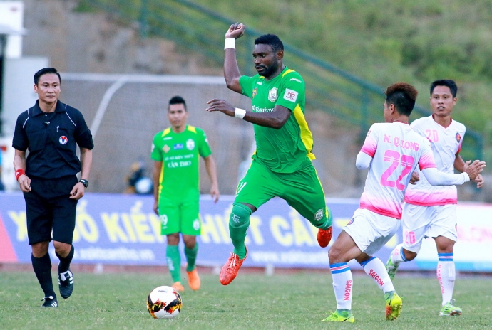 17h00 ngày 11/03, Nam Định vs XSKT Cần Thơ: Bản lề cho cuộc đua... trụ hạng