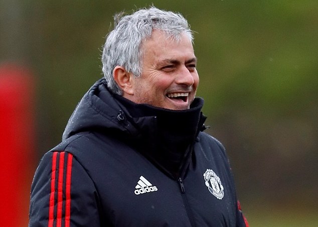 Ảnh bài viết Man Utd cười tươi hết cỡ dù Pogba vắng bóng trong buổi tập 