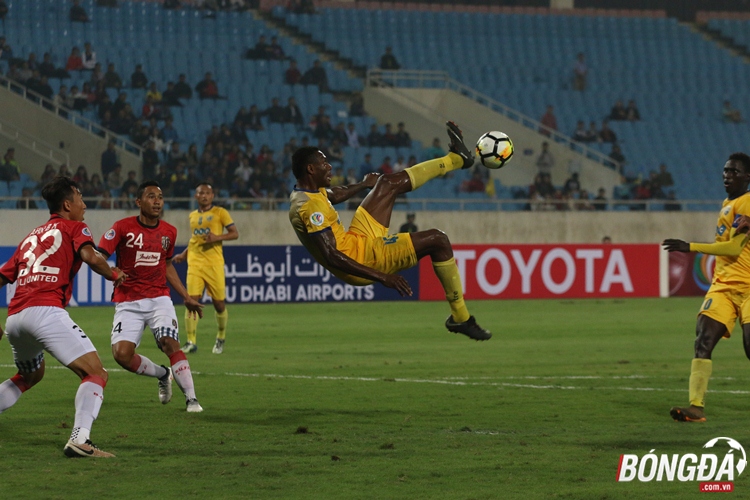Hàng công vô duyên, FLC Thanh Hóa bị cầm hòa đáng tiếc ở AFC Cup