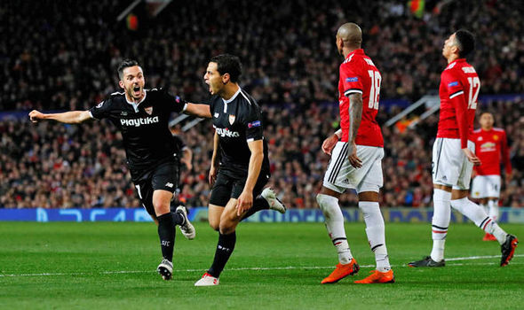 Cầu thủ Sevilla: "Man Utd nhát chết"