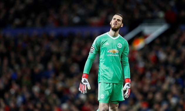 Ảnh bài viết De Gea thất thần nhìn đồng đội xé đi tấm vé vào Tứ kết