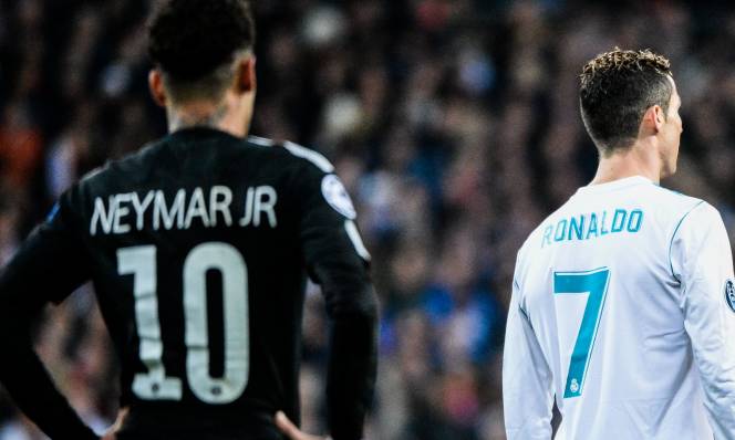 Đội hình tiêu biểu vòng 16 đội Champions League: Ronaldo dạy dỗ Neymar!