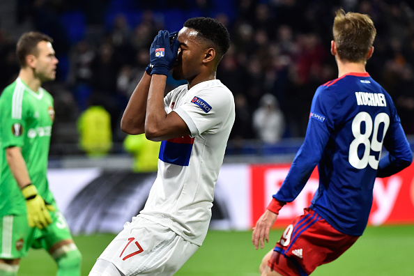 Thua sốc trên sân nhà, Lyon ngậm ngùi chia tay Europa League