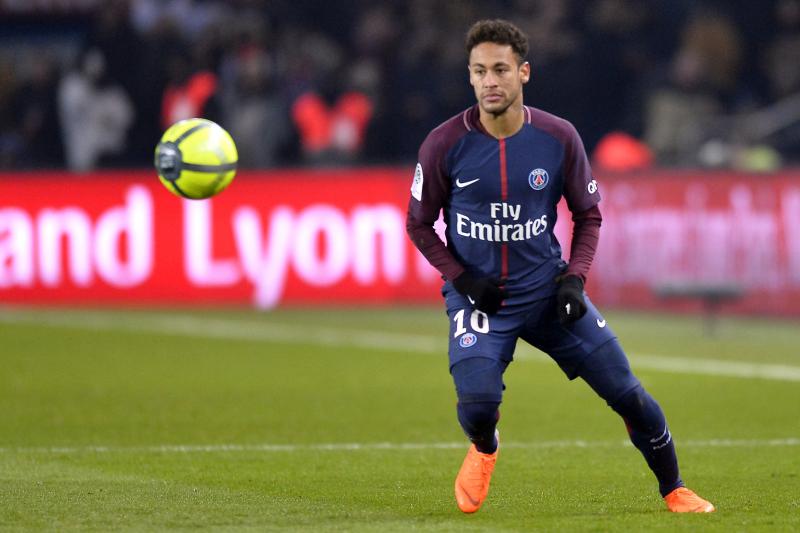 HLV Emery "phát ngán" trước tin đồn Neymar đầu quân Real