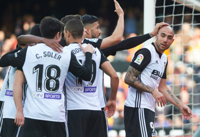 Ảnh bài viết Đại thắng Alaves, Valencia tạm chiếm ngôi Real Madrid