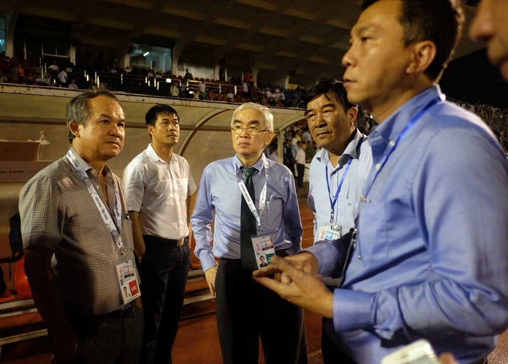 Ảnh bài viết Điểm tin bóng đá Việt Nam sáng 23/03: Bầu Đức nói là làm, HAGL sắp bỏ V-League