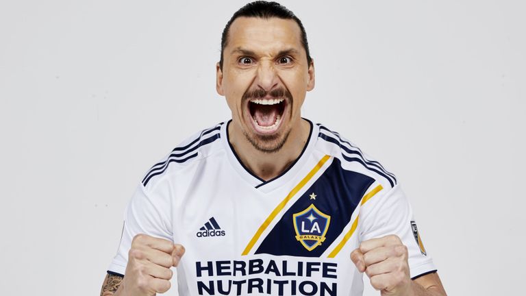 Chào Los Angeles, Ibrahimovic đến đây!