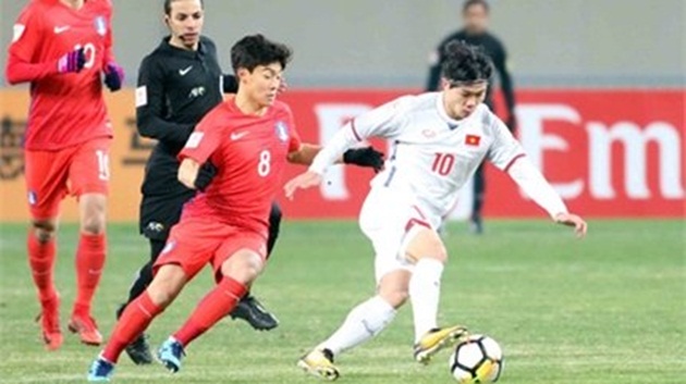 Ảnh bài viết Tuyển Việt Nam: Bí ẩn sau 500 phút "tịt ngòi" của Công Phượng