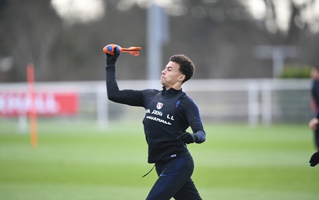 Ảnh bài viết Tam sư luyện hàng loạt "tuyệt chiêu", sẵn sàng cho Italia nếm trái đắng