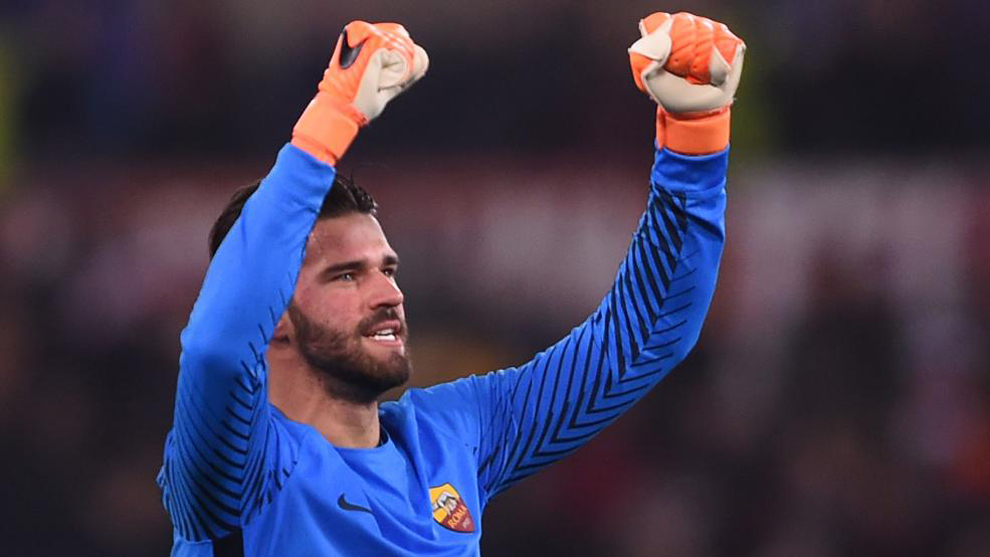 Đội hình kết hợp Barcelona - Roma: Bao nhiêu suất cho Bầy Sói?