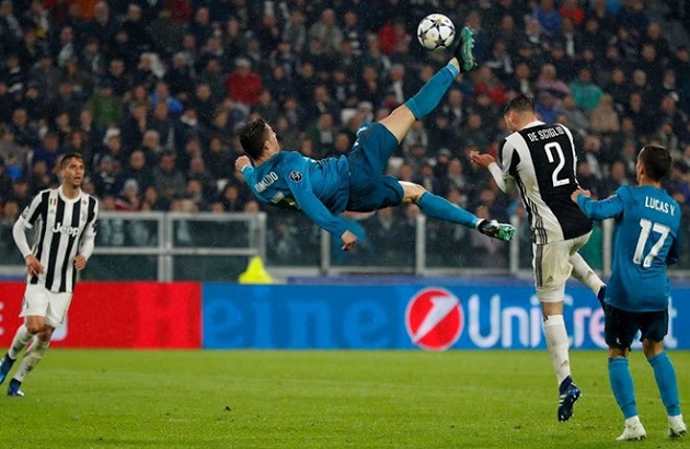 "Trai trẻ" Ronaldo hồi sinh, "giấc mộng con" Juventus tan vỡ