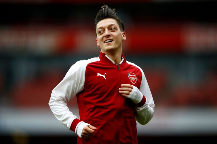Ozil phấn khích với chiến tích 'siêu chất'