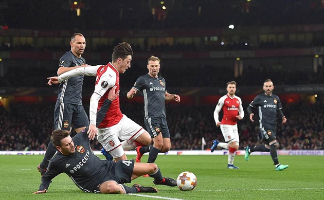 Điểm tin sáng 06/04: Milan "thưởng" Gattuso, Ozil phấn khích sau đại công