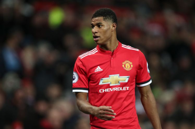 Cầu thủ Man Utd đá chẳng ra thể thống gì