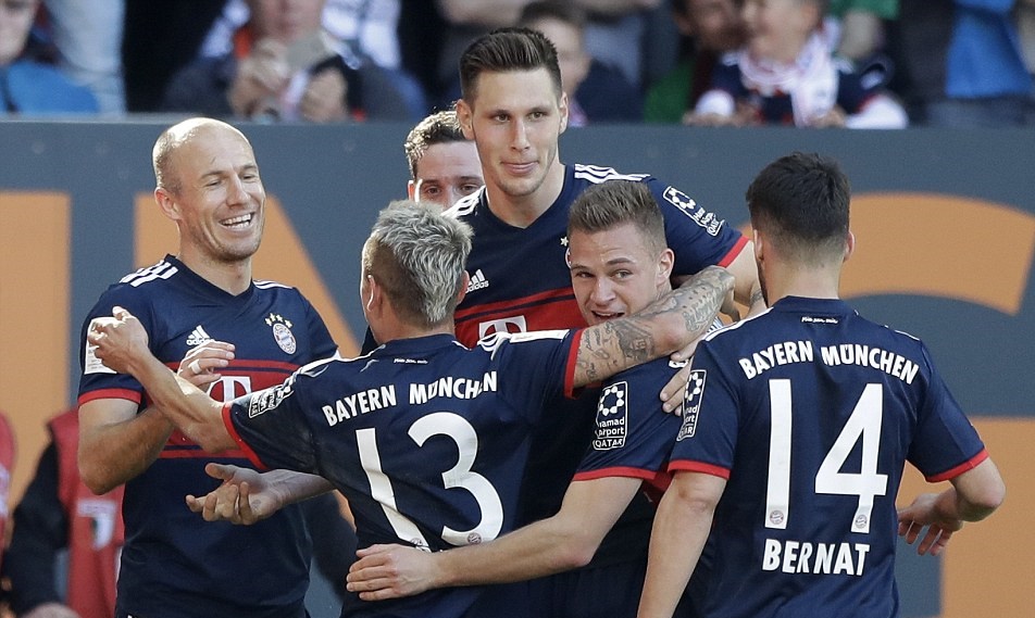 Hủy diệt Augsburg, Bayern Munich chính thức vô địch Bundesliga