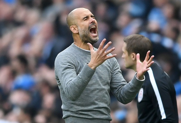 Pep Guardiola lập hàng loạt thống kê tệ hại sau trận thua MU