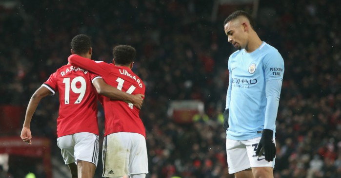 Góc HLV Trần Minh Chiến: Man City thất thủ, Chelsea coi chừng mất cả chì lẫn chài!
