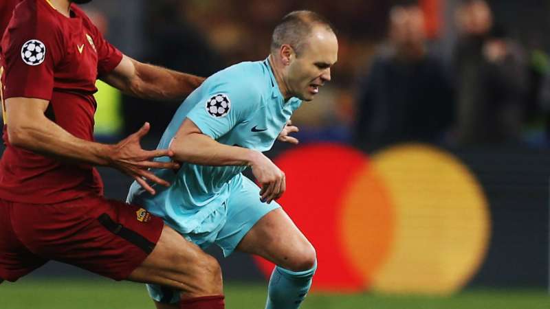 Cầu thủ Barcelona suy sụp sau thất bại trước Roma