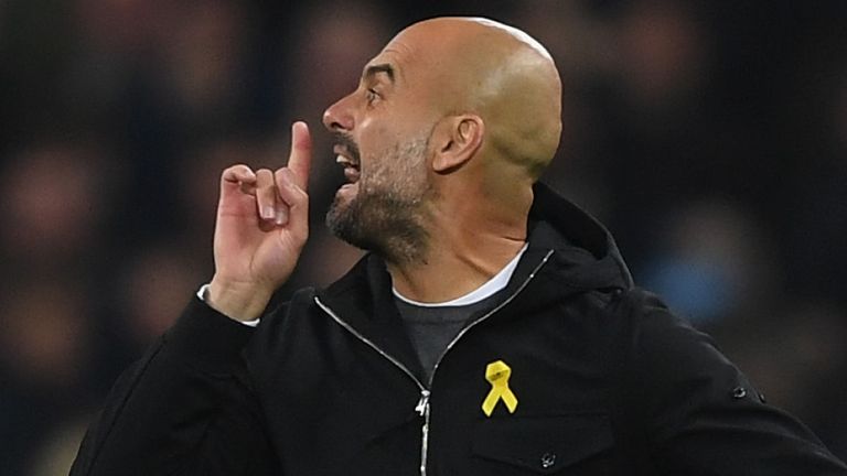 NÓNG: Liverpool & Pep Guardiola bị UEFA sờ gáy