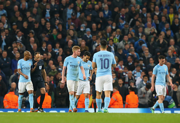 Sút tung lưới Liverpool ngay phút thứ 2, Man City vẫn ngậm ngùi rời cuộc chơi