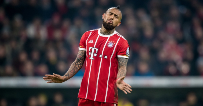 Bênh Juventus, Arturo Vidal phẫn nộ khi thấy Ronaldo hưởng pen