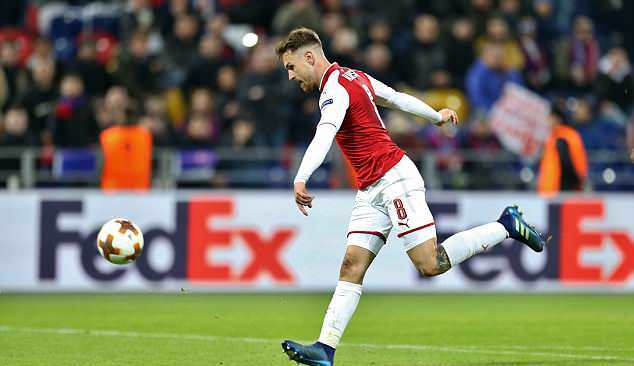 Sút tung lưới CSKA Moscow, Ramsey trở thành tiền vệ săn bàn số 1 lịch sử Arsenal