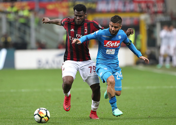 Highlights: AC Milan 0-0 Napoli (Vòng 32 Serie A)