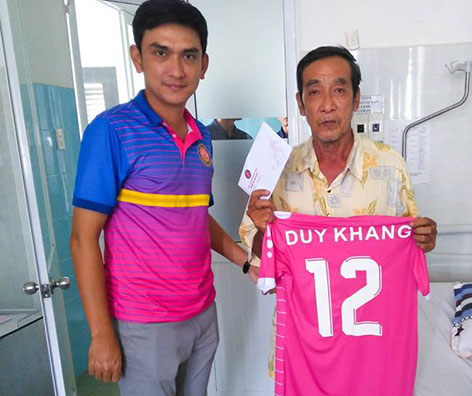 Sài Gòn FC thực hiện nghĩa cử đẹp với những mảnh đời khó khăn