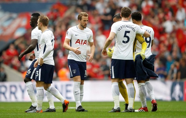 Tottenham: Đá thế này, đừng mơ xưng bá nước Anh