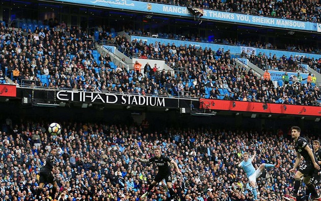 5 điểm nhấn Man City 5-0 Swansea: De Bruyne toàn năng, Pep tạo kỉ lục khủng