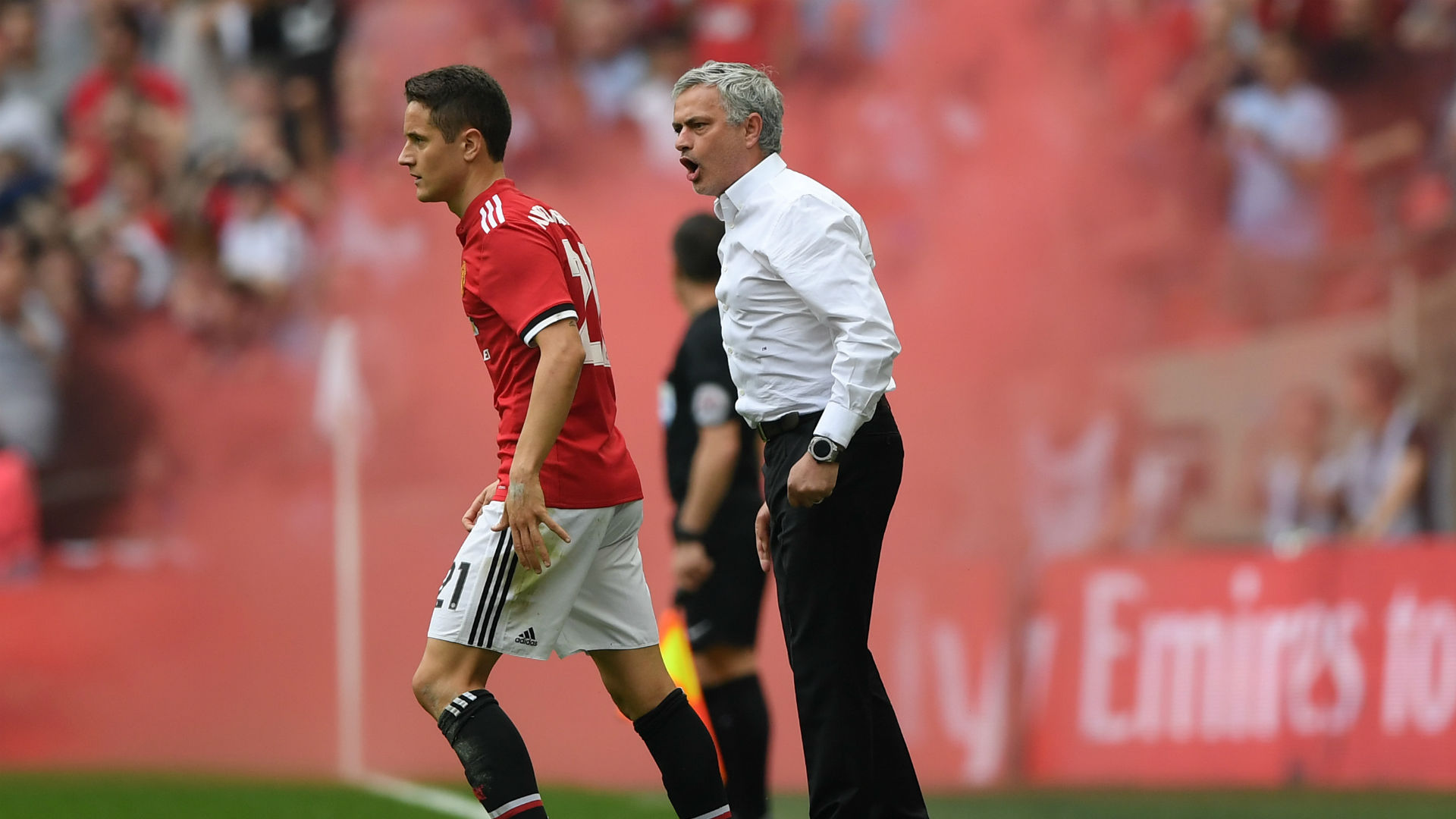 Đối thoại Jose Mourinho: Hãy ngừng phán xét! 