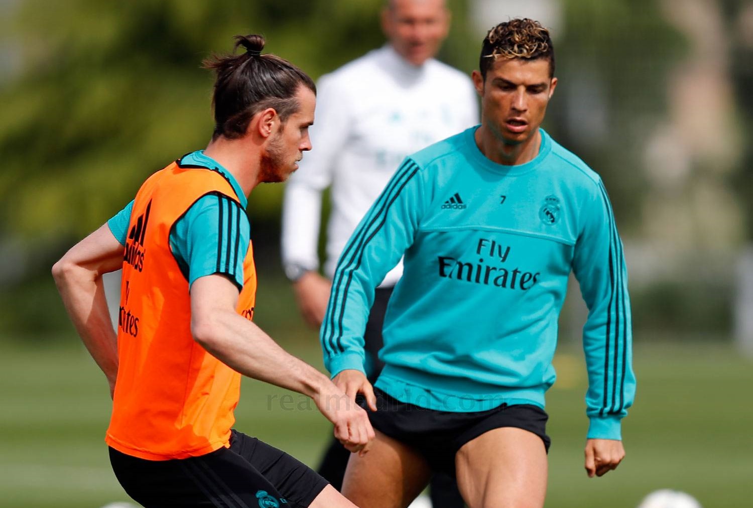 Ảnh bài viết So kè với Ronaldo, Bale quyết tâm giành suất đá chính trong trận Bayern