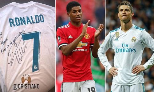 Vào chung kết cúp FA, Rashford được Ronaldo 'dạy dỗ'