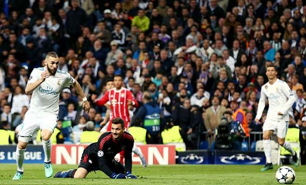 Dư âm Real Madrid - Bayern Munich: Khi Ronaldo và Benzema "đổi vai"
