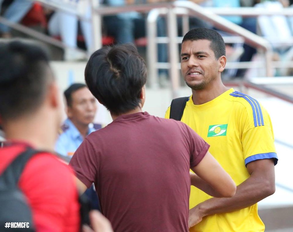 Mất 8 trụ cột, đội hình SLNA “tan nát” trước vòng 7 V-League 2018 
