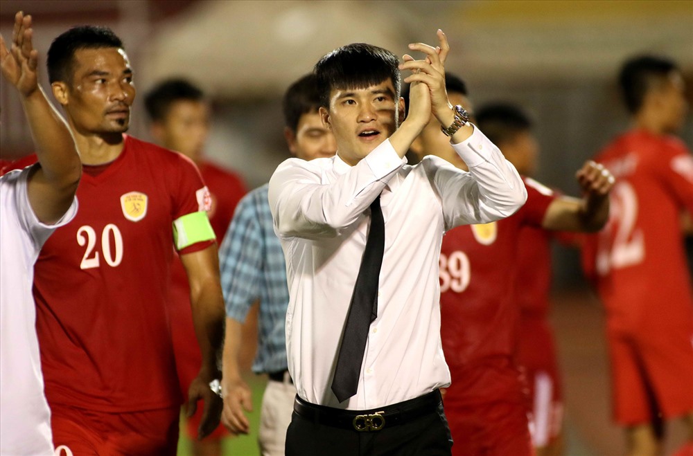 Công Vinh: Nghỉ việc thôi, có gì mà ầm ĩ!
