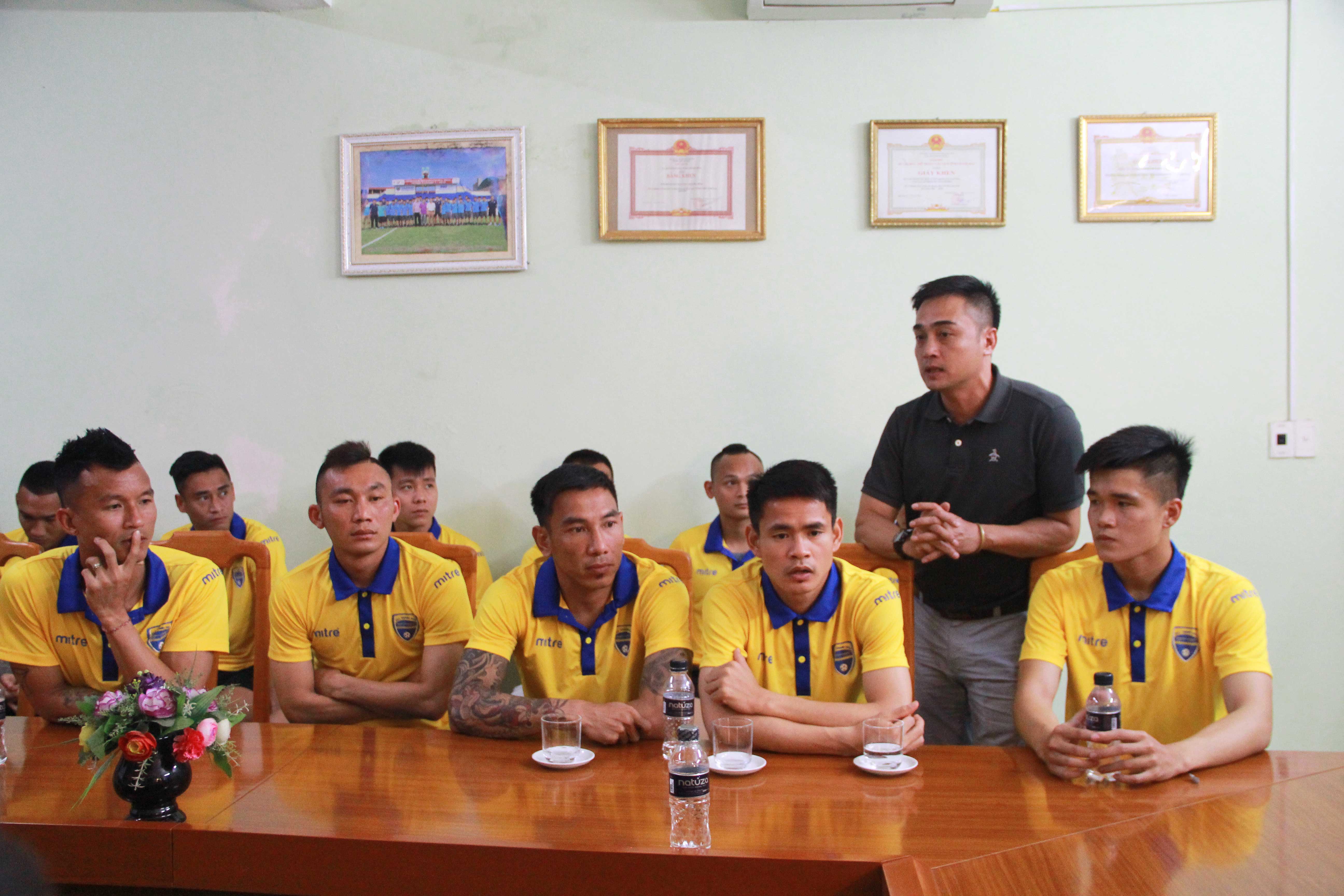 Ảnh bài viết HLV Đức Thắng nói gì trước cuộc đại chiến với đội bóng cũ?