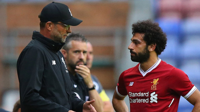 HLV Klopp chỉ trích Salah ăn vạ