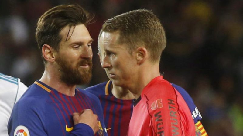 Nghi vấn Messi chửi trọng tài là 'đồ rác rưởi'