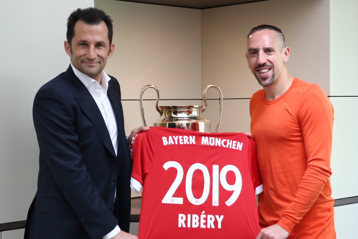 Ribery CHÍNH THỨC gia hạn với Bayern Munich