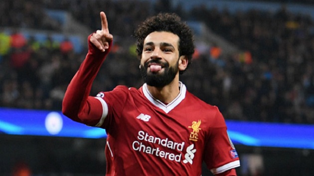 SỐC: Salah xếp trên Sanchez ở khoản "mất bóng"